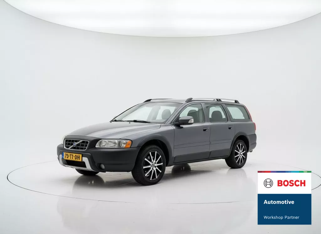 Volvo XC70 2.4 D5 Kinetic AUT Trekhaak cruise