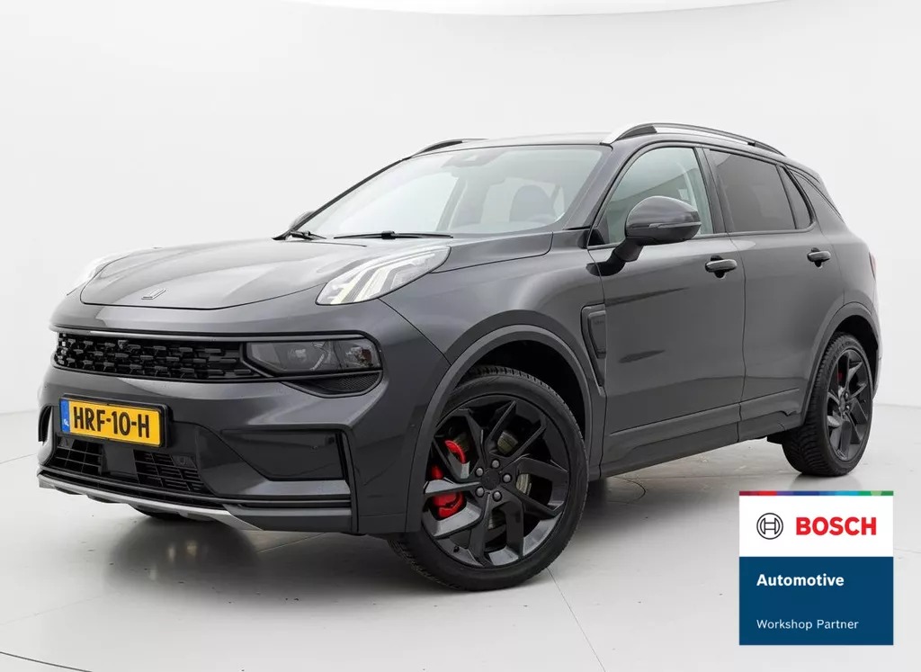 Lynk &amp; Co 01 1.5 BLACKLINE - PANO - FOCAL - PHEV
