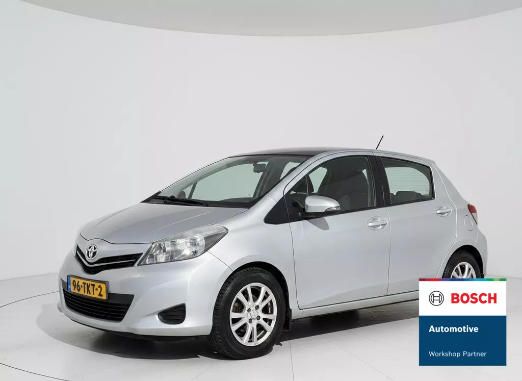 Toyota Yaris 1.3 VVT-i Aspiration PANO - CRUISE - TREKHAAK -AIRCO