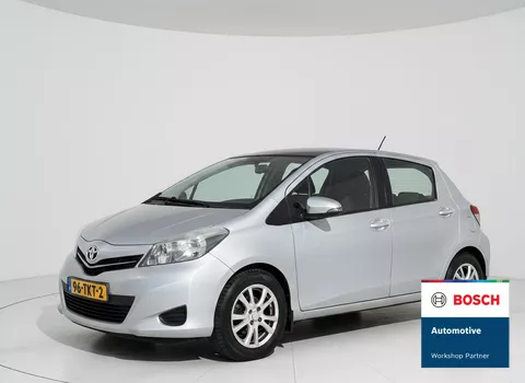 Toyota Yaris 1.3 VVT-i Aspiration PANO - CRUISE - TREKHAAK -AIRCO