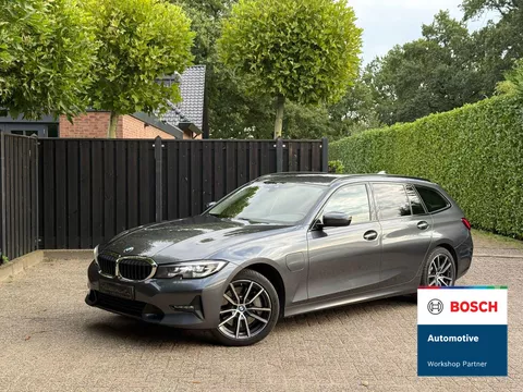 BMW 3-serie Touring 330e BMW 3-serie Touring 330e