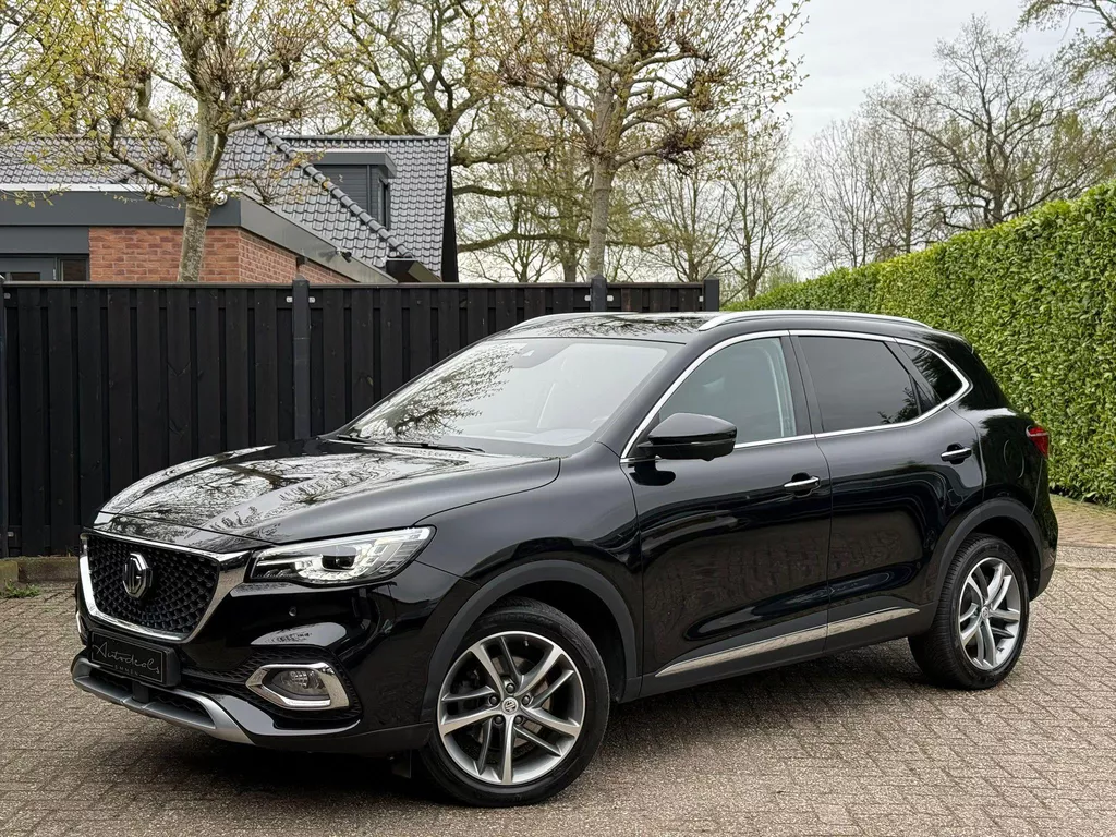 MG EHS 1.5 TGDI Luxury 360 camera ACC PANO