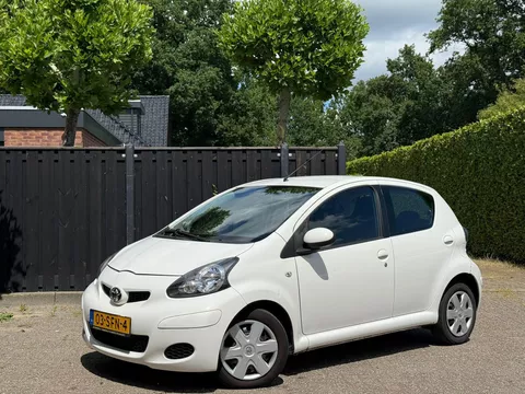 Toyota Aygo 1.0-12V Comfort Navigator 5drs airco Toyota Aygo 1.0-12V Comfort Navigator 5drs airco
