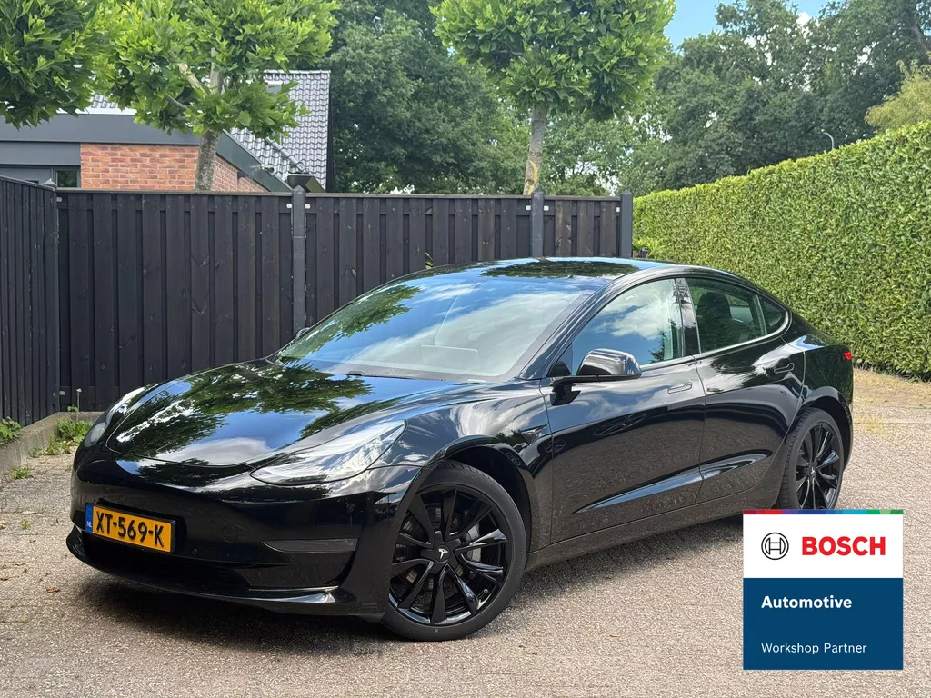Tesla Model 3 Long Range AWD 75 kWh