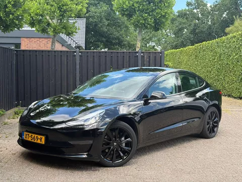 Tesla Model 3 Long Range AWD 75 kWh Tesla Model 3 Long Range AWD 75 kWh
