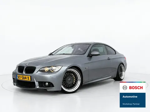 BMW 3-serie Coup&eacute; 325i M SPORT - STOELVERWARIMG